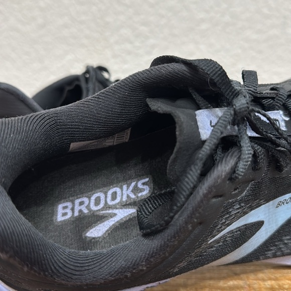 Brooks Launch 9 Running Shoe Size 9.5 - Picture 7 of 8